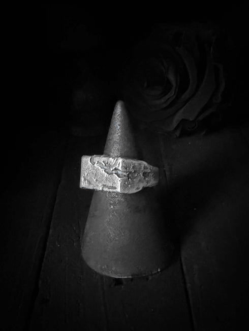 Broken Signet Ring